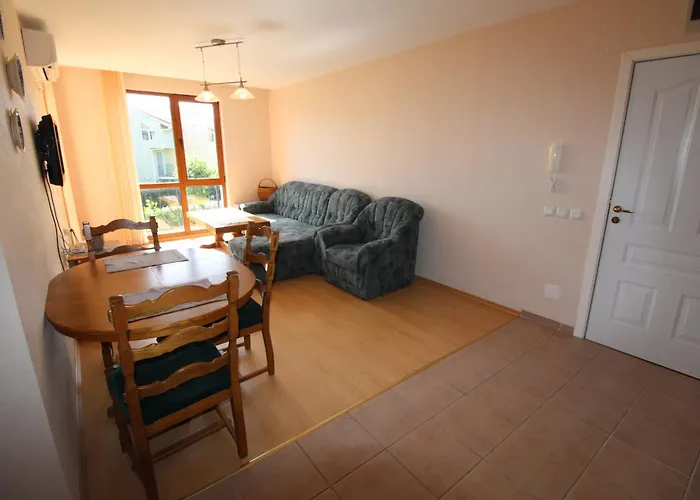 Prestige - Menada Свети Влас