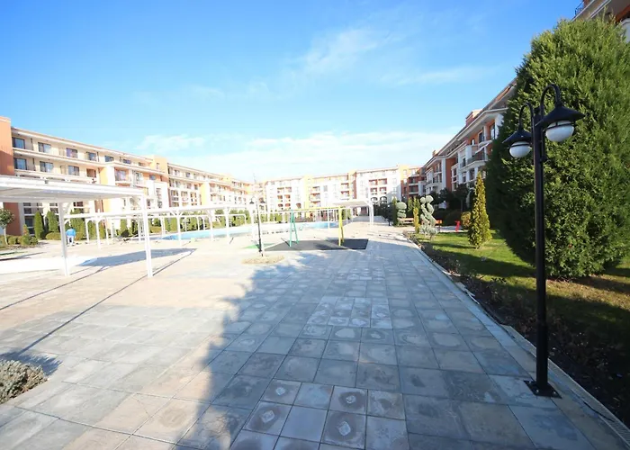 Prestige - Menada Апартамент *